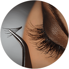individual lash extension application.