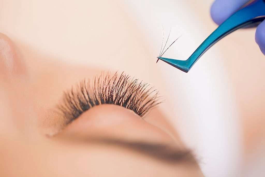 Eyelash Extensions in Trussville, AL